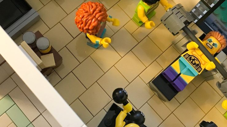 How to Build a Home Gym (with Household Objects)